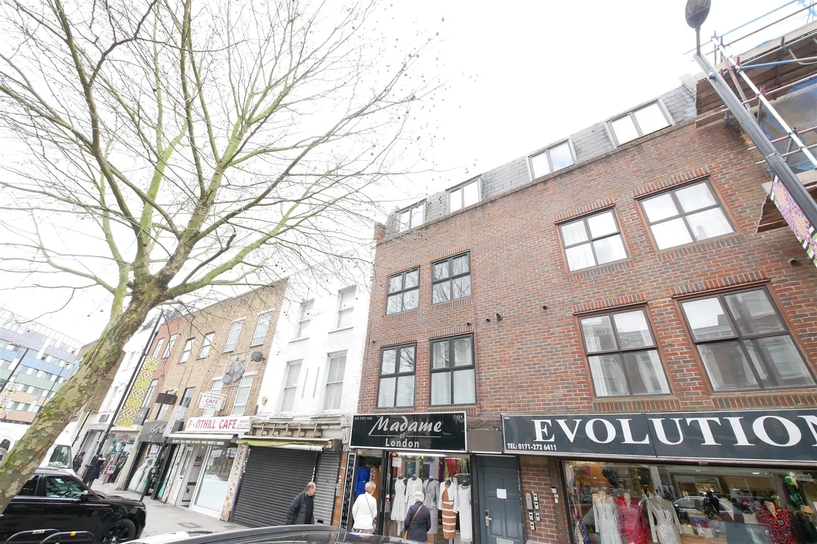 Flat Fonthill Road in Greater London