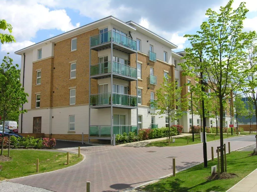 Flat Randalls Way in Mole Valley