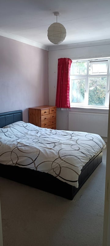Room Woodland Way in Greater London