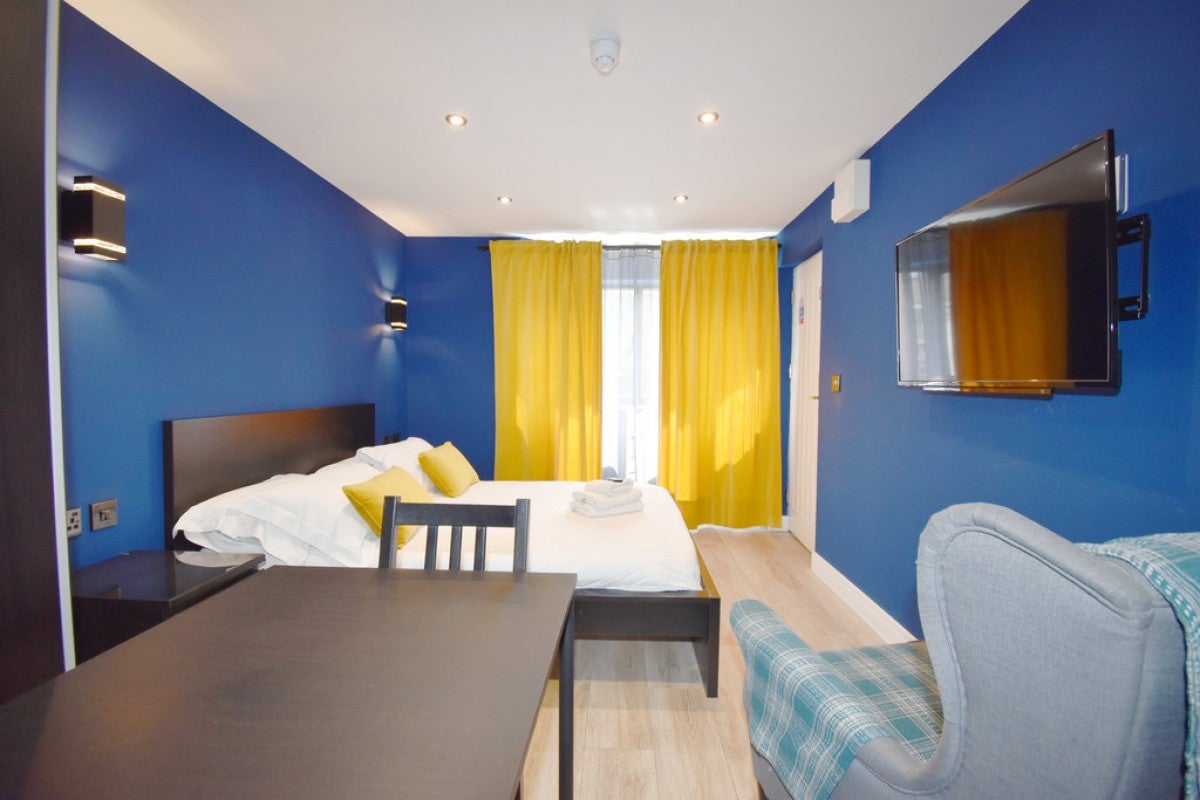 Flat Dugdale Road in Coventry