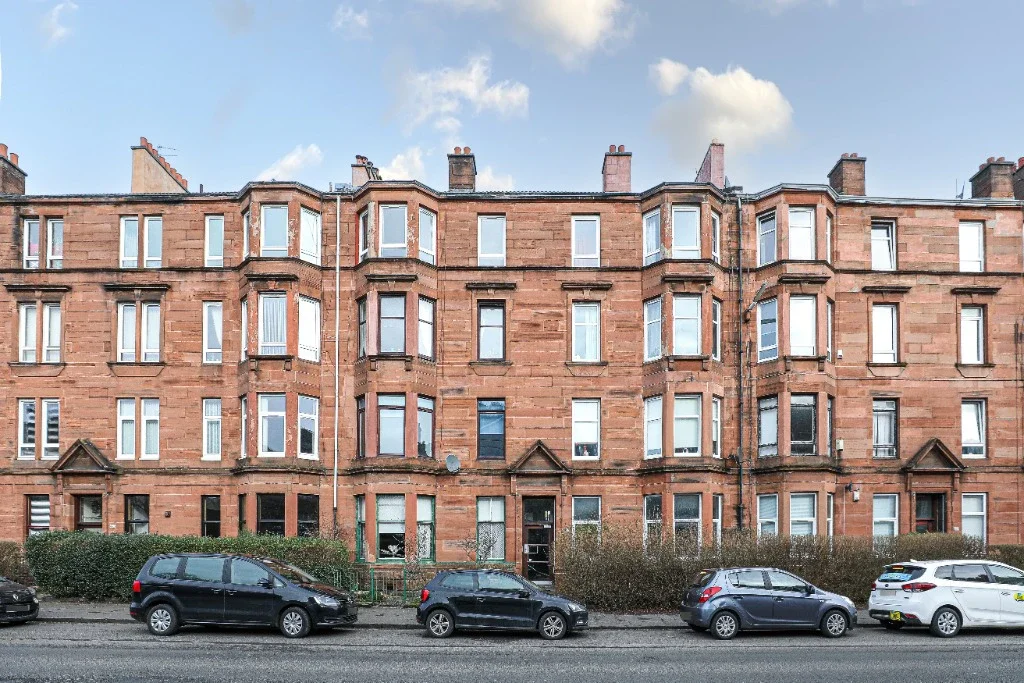 Flat Alexandra Parade in Glasgow