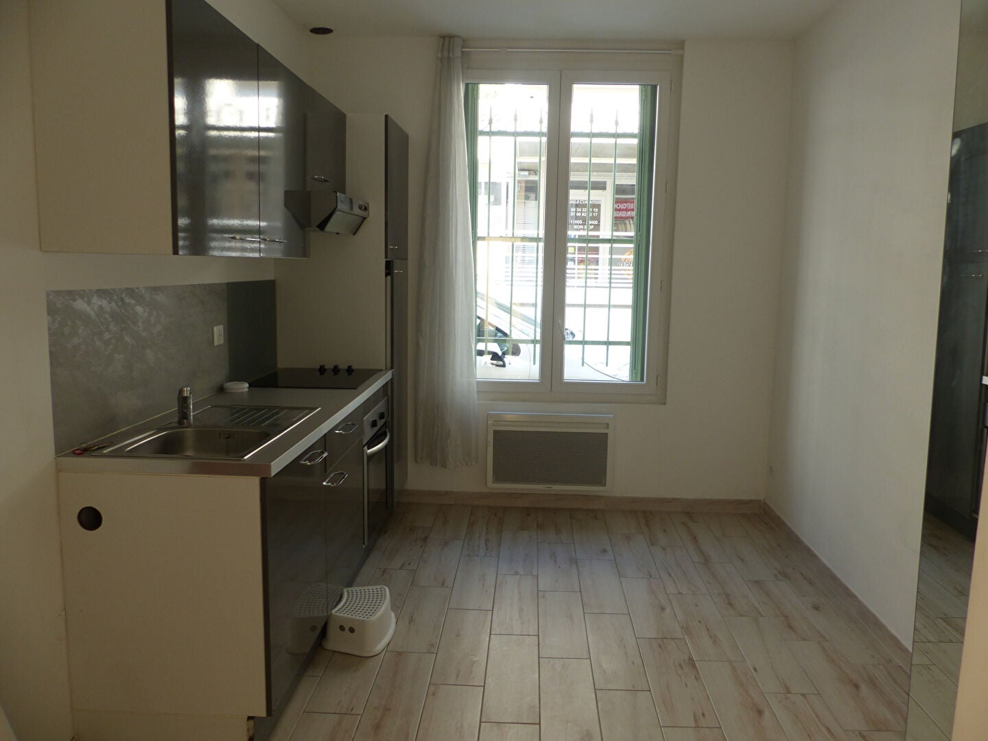 Chambre Rue de la République à Nîmes