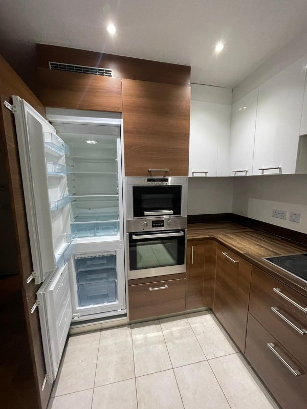 Room Canada Square in Greater London