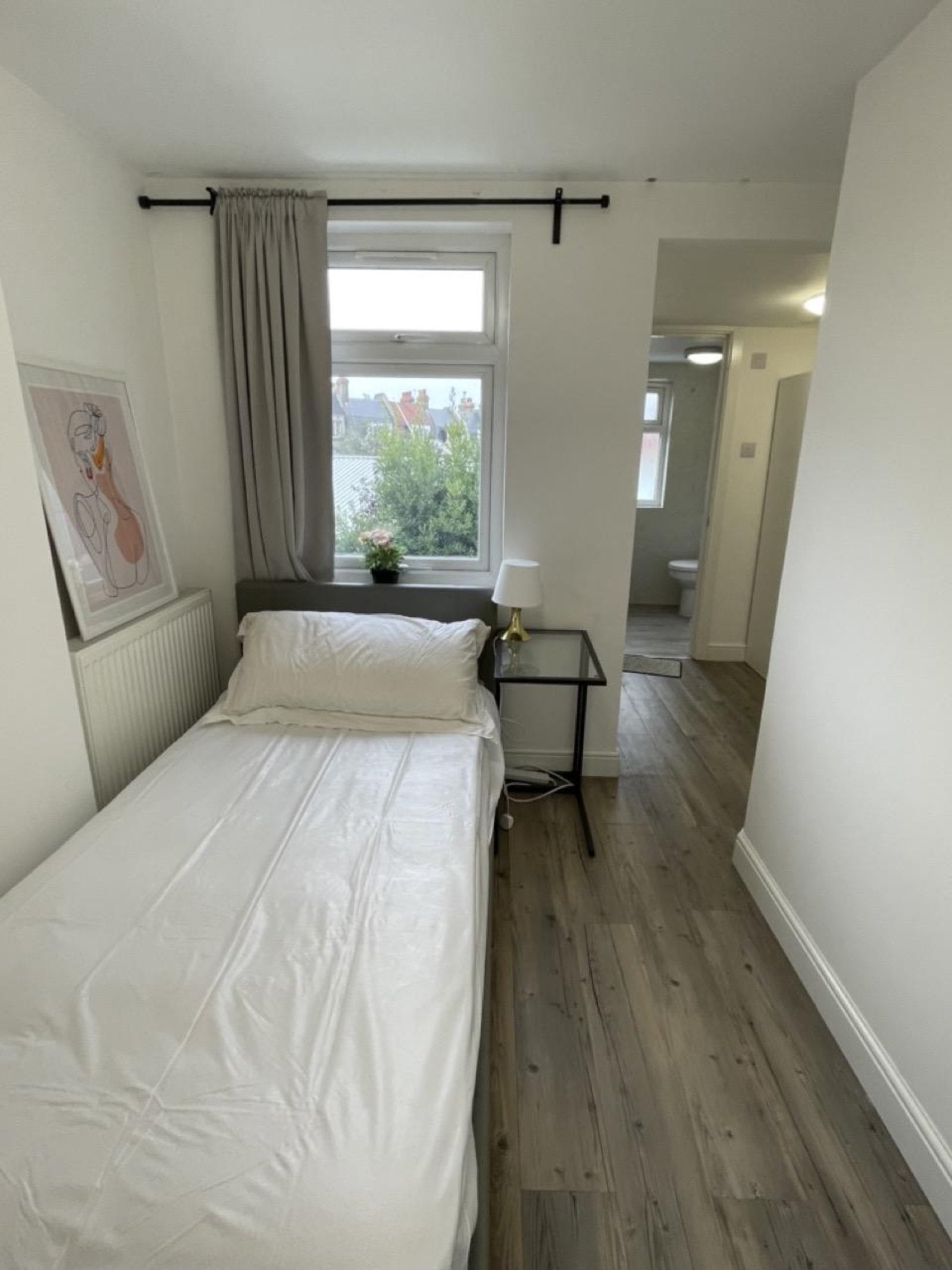 Flat Sylvestrus Close in Greater London