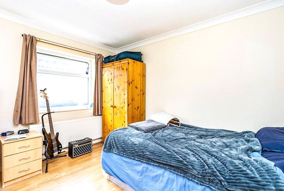 Flat Upper Shaftesbury Avenue in Southampton