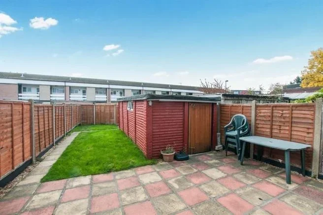 House Humber Way in Slough