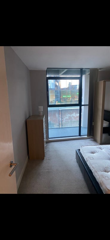Room Commercial Street in Manchester