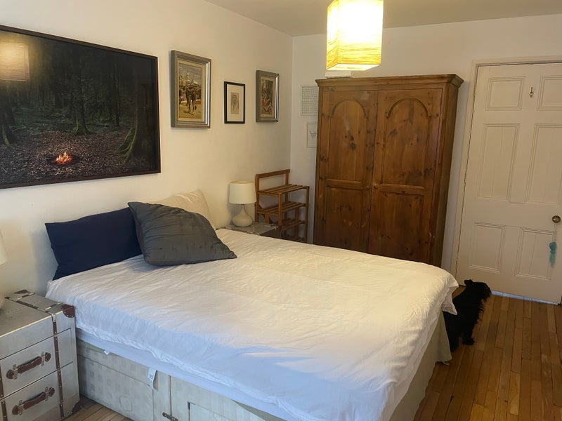 Flat Greville Street in Greater London
