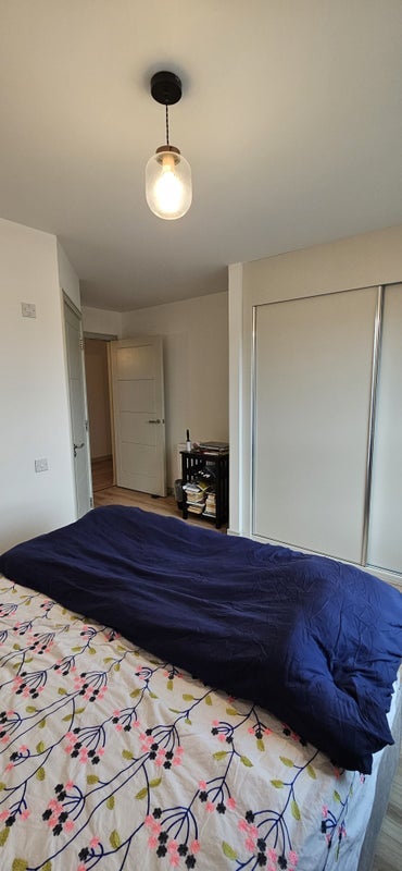 Room Sandpiper Drive in City of Edinburgh