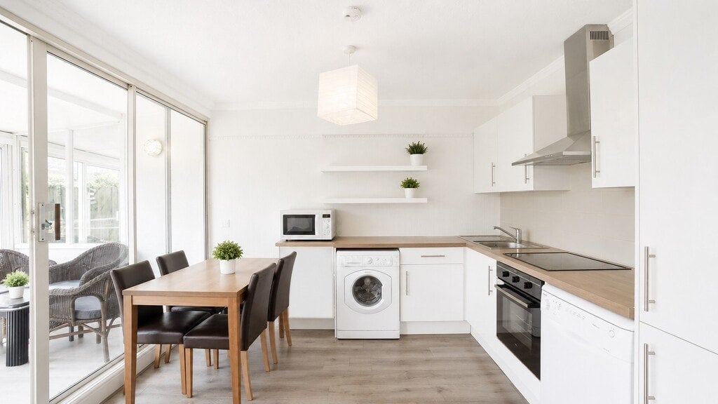 Room Warley Street in Greater London