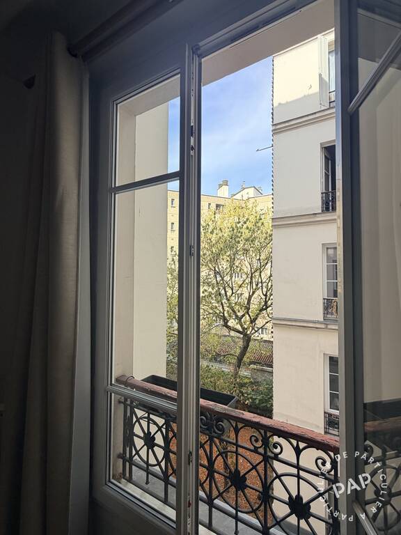 Appartement Avenue de la République à Paris