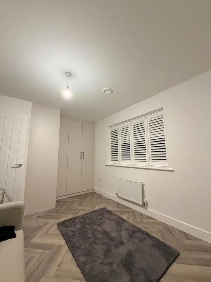 Room Schofield Way in Hoddesdon