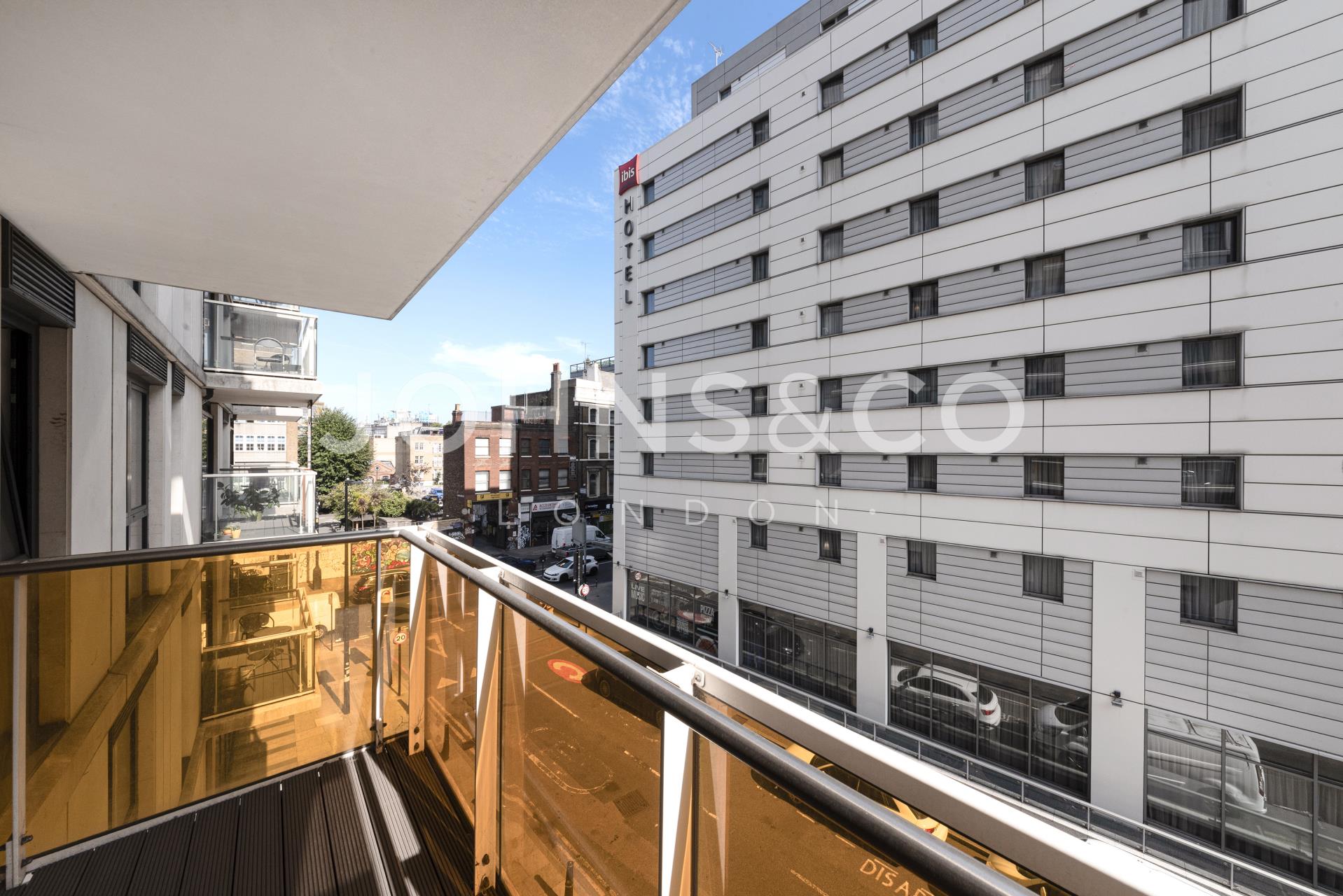 Flat Commercial Street in Greater London