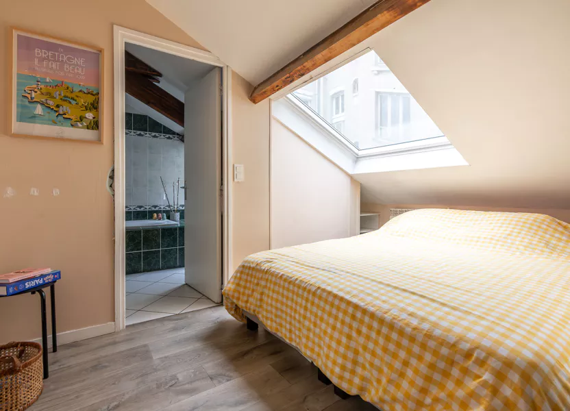 Appartement Place Robert Belvaux à Le Perreux-sur-Marne