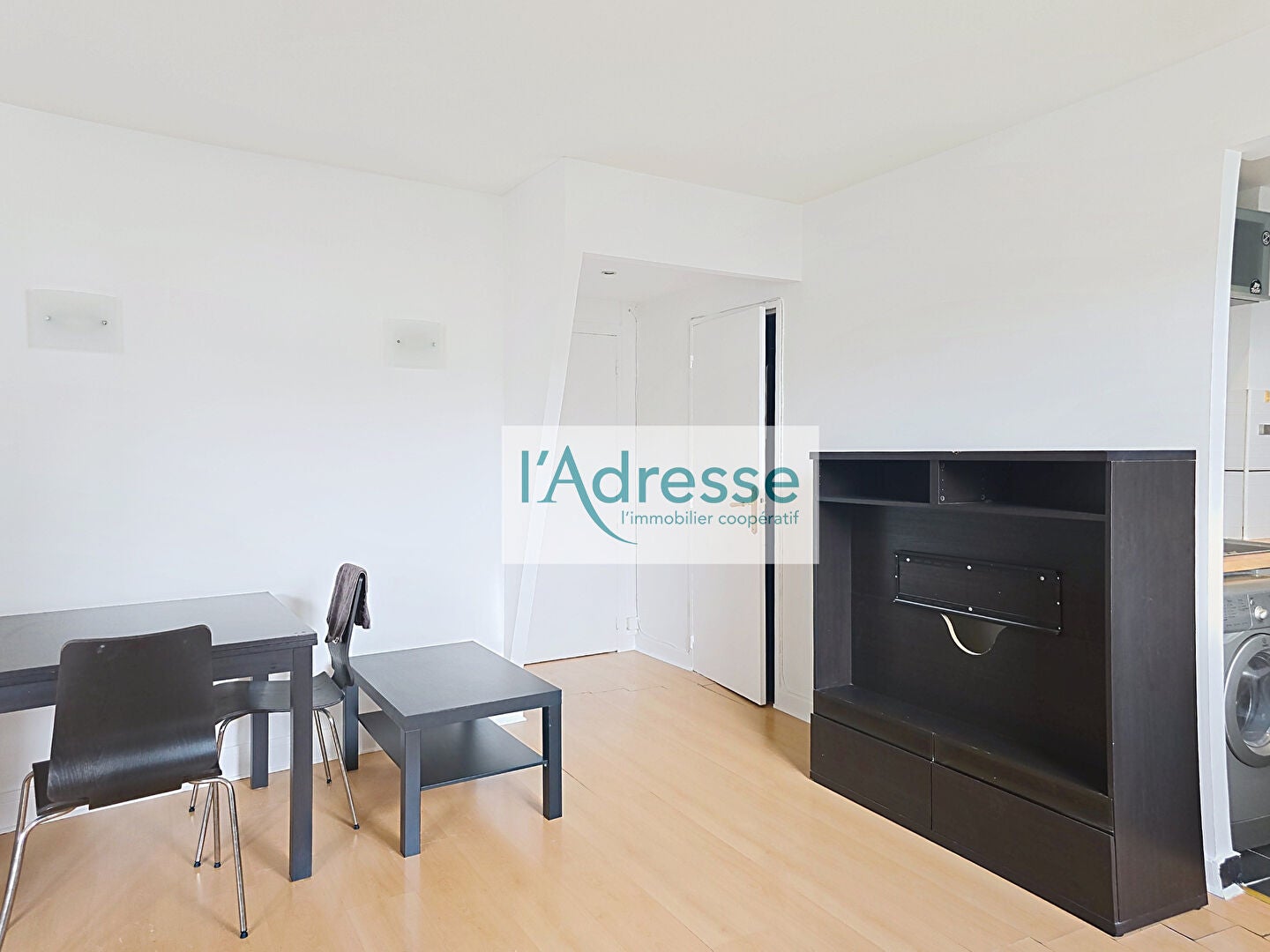 Appartement Avenue Mathurin Moreau à Paris