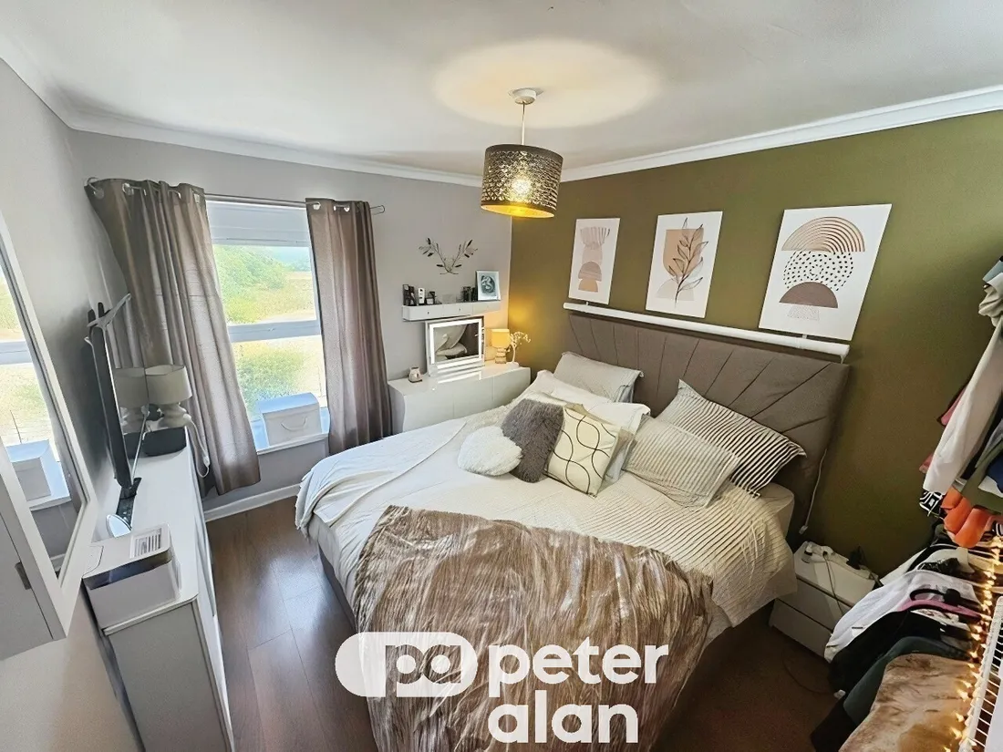 House Heol Adam in Gelligaer