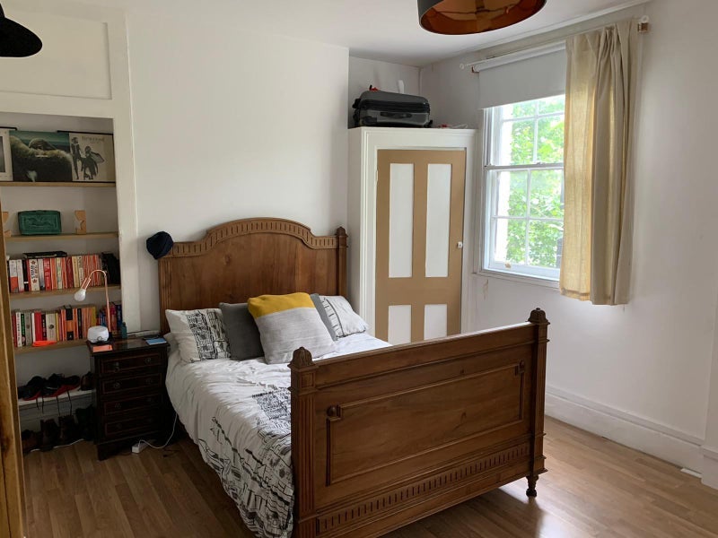 Room London Road in Greater London