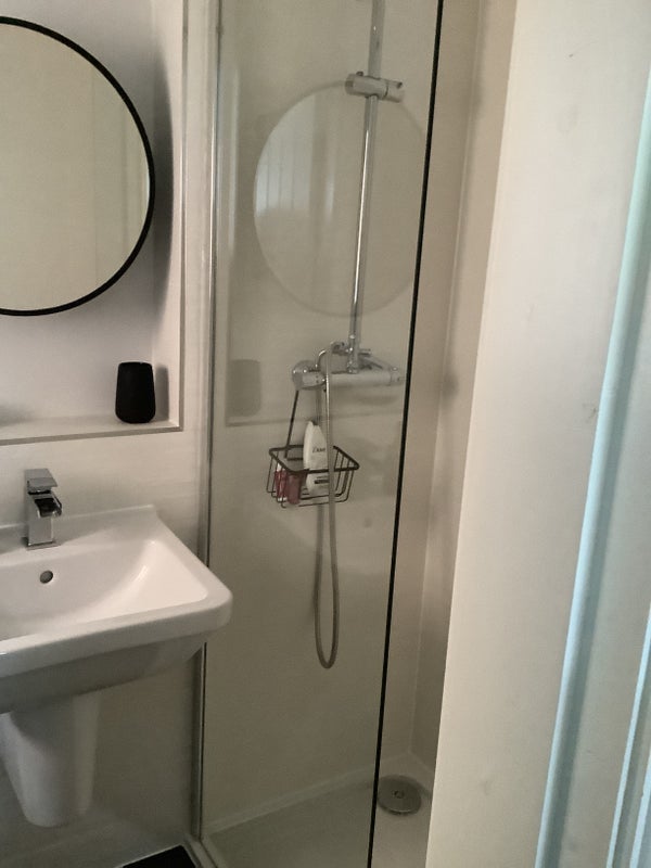 Room St Andrew's Road South in Borough of Fylde