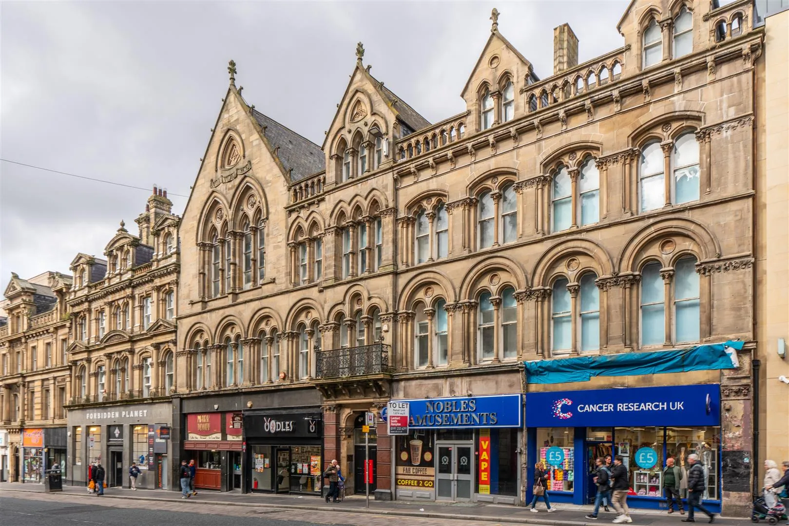 Flat Grainger Street in Newcastle upon Tyne