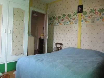 Chambre Place du Château à Le Grand-Lucé