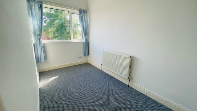 Flat Hall Gate in Doncaster