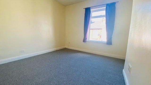 Flat Hall Gate in Doncaster
