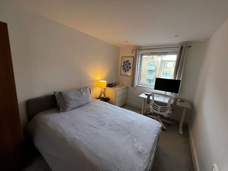 Room Vauxhall Bridge Road in City of Westminster