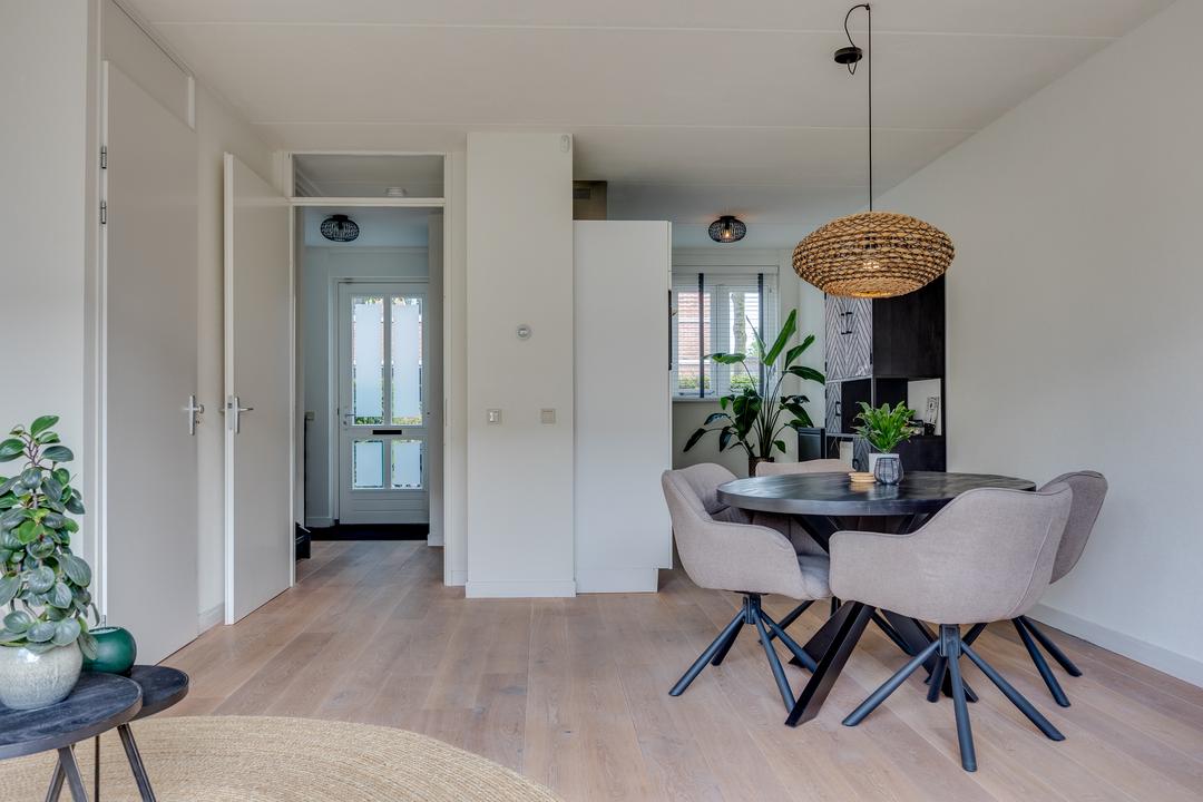 Tussenwoning te koop: Wim Vrijhoefstraat 38, Leusden