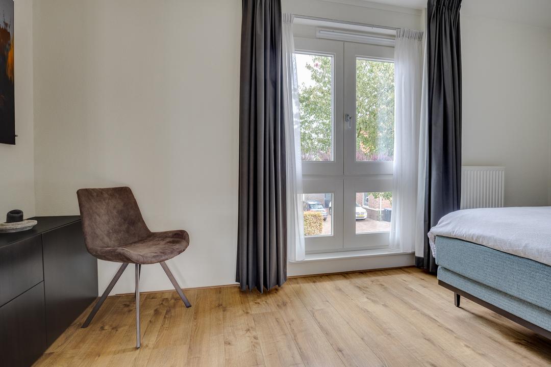 Tussenwoning te koop: Wim Vrijhoefstraat 38, Leusden