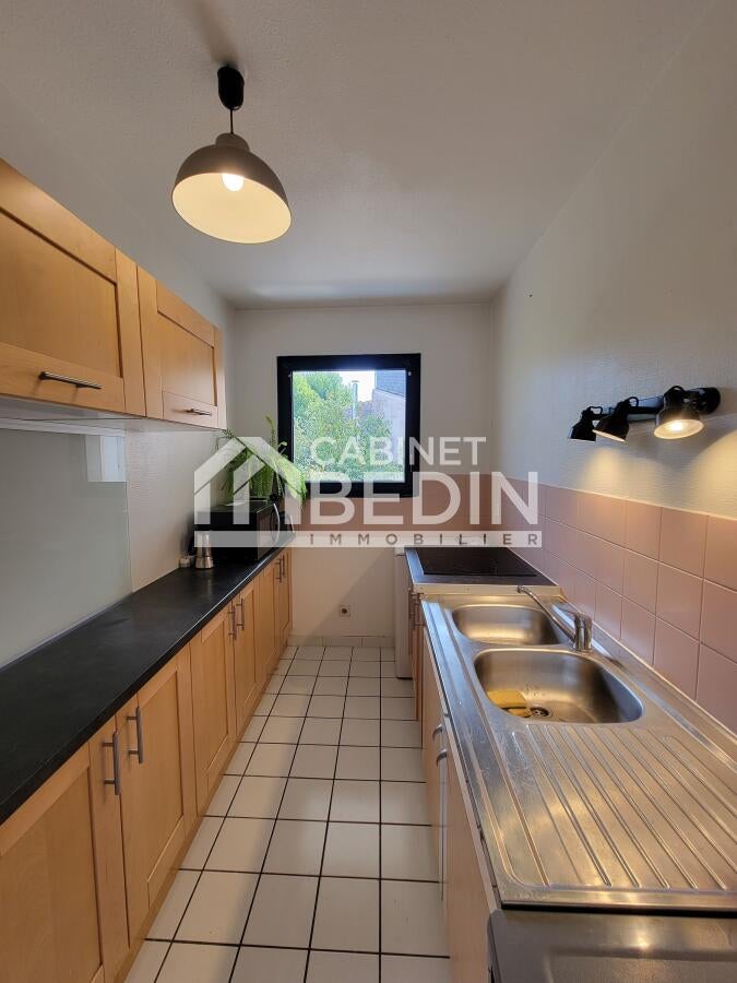 Flat Rue Pasteur in Bordeaux