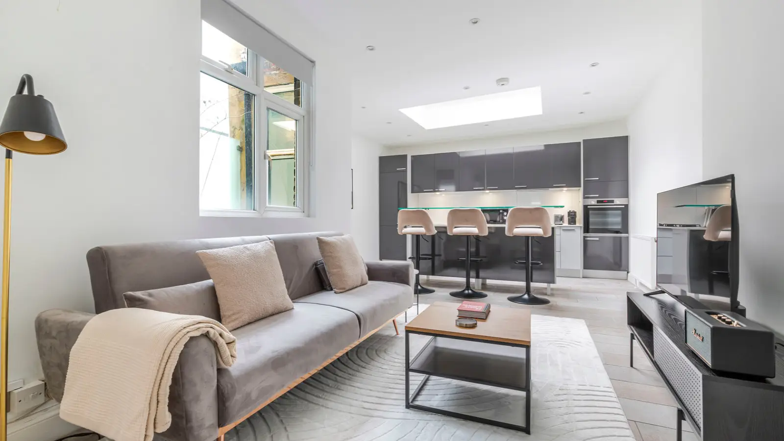Flat Shroton Street in City of Westminster
