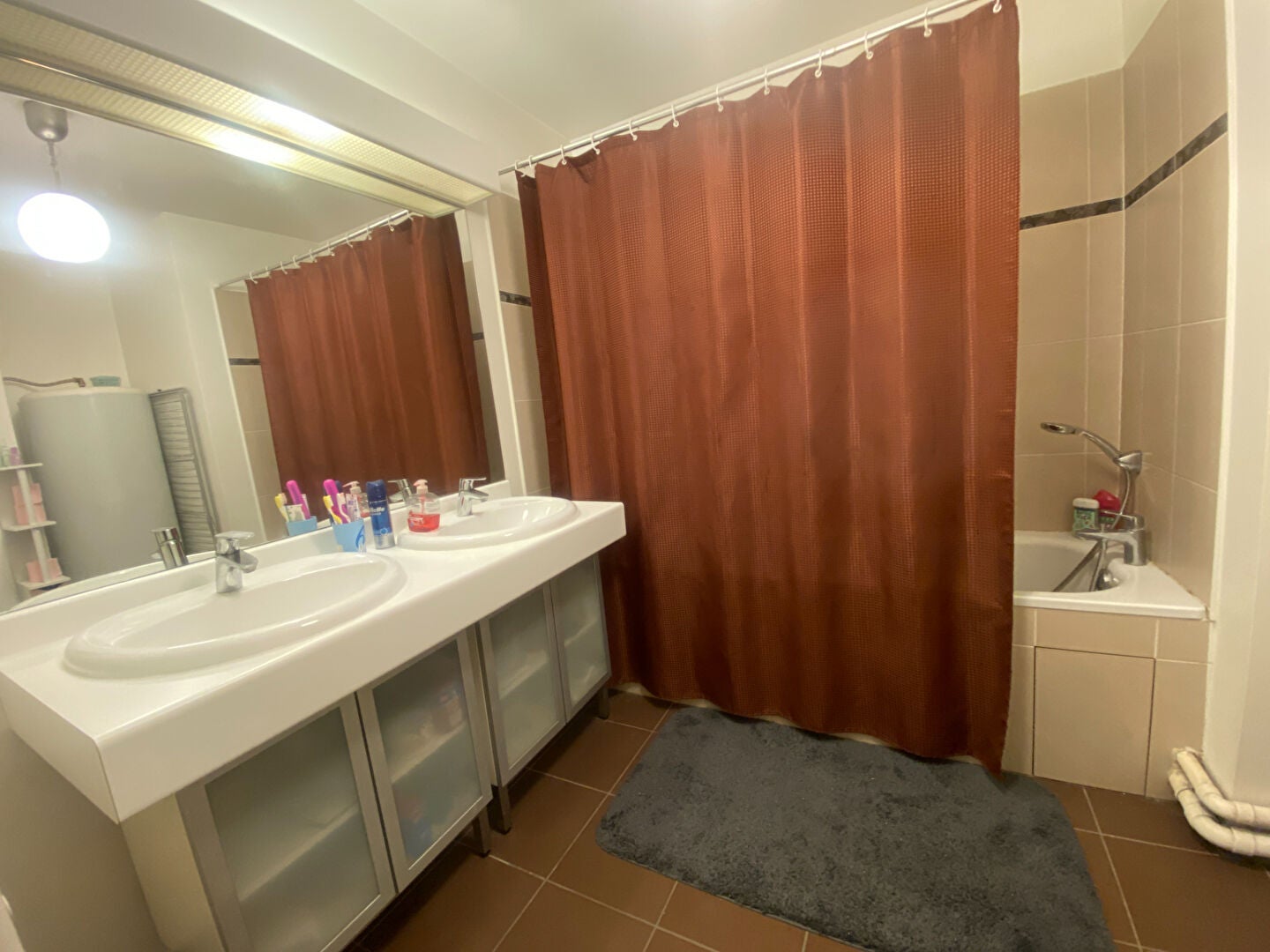 Appartement Place Léon Cassé à Corbeil-Essonnes