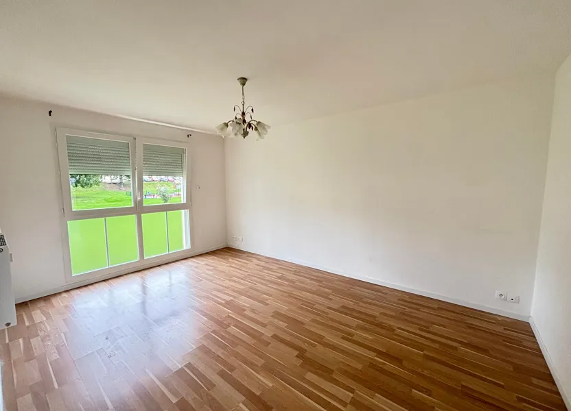 Flat Rue de la Résidence in Étampes-sur-Marne