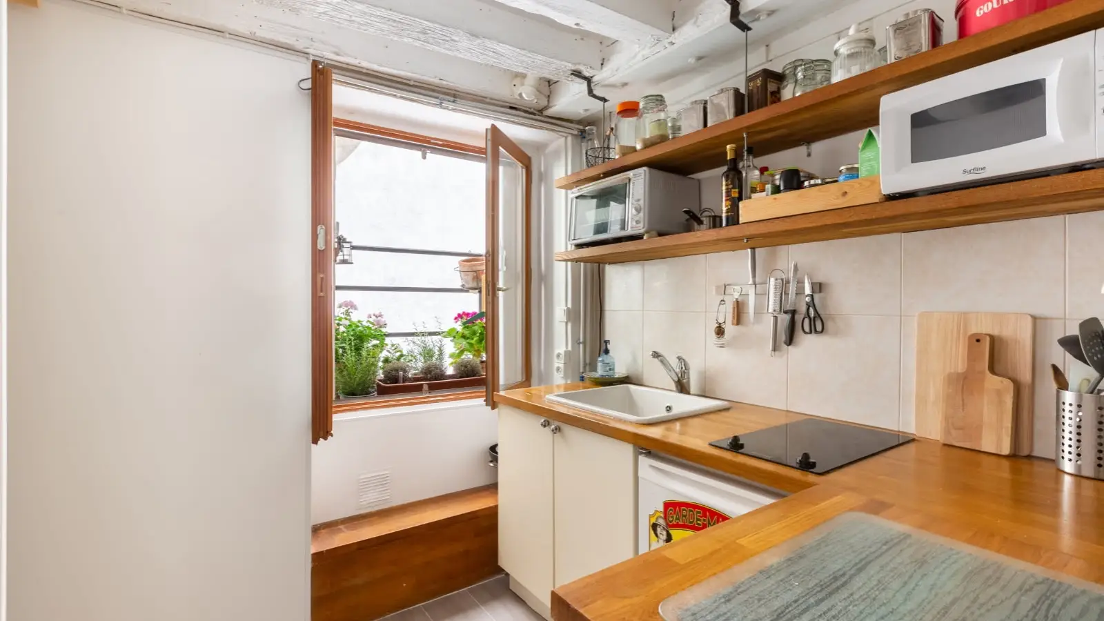 Appartement Rue Jacques Cœur à Paris
