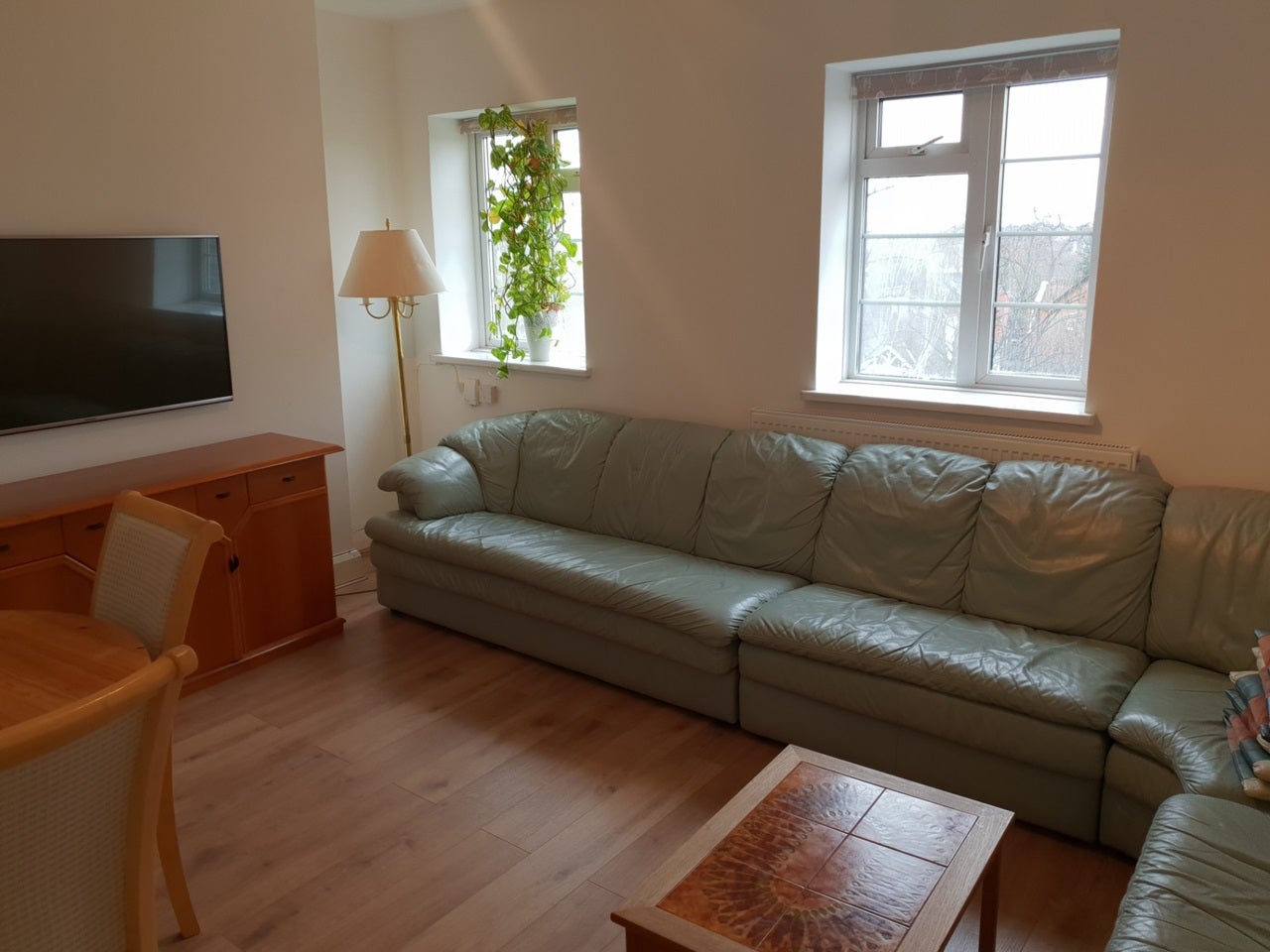 Room Shoot-up Hill in Greater London