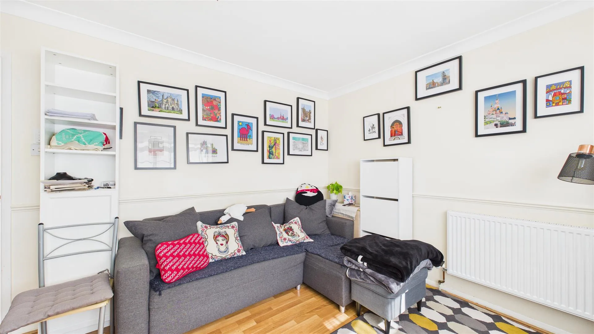 Flat College Road in Cheshunt