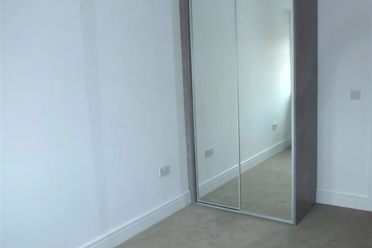 Flat Bhamra Gardens in Maidenhead