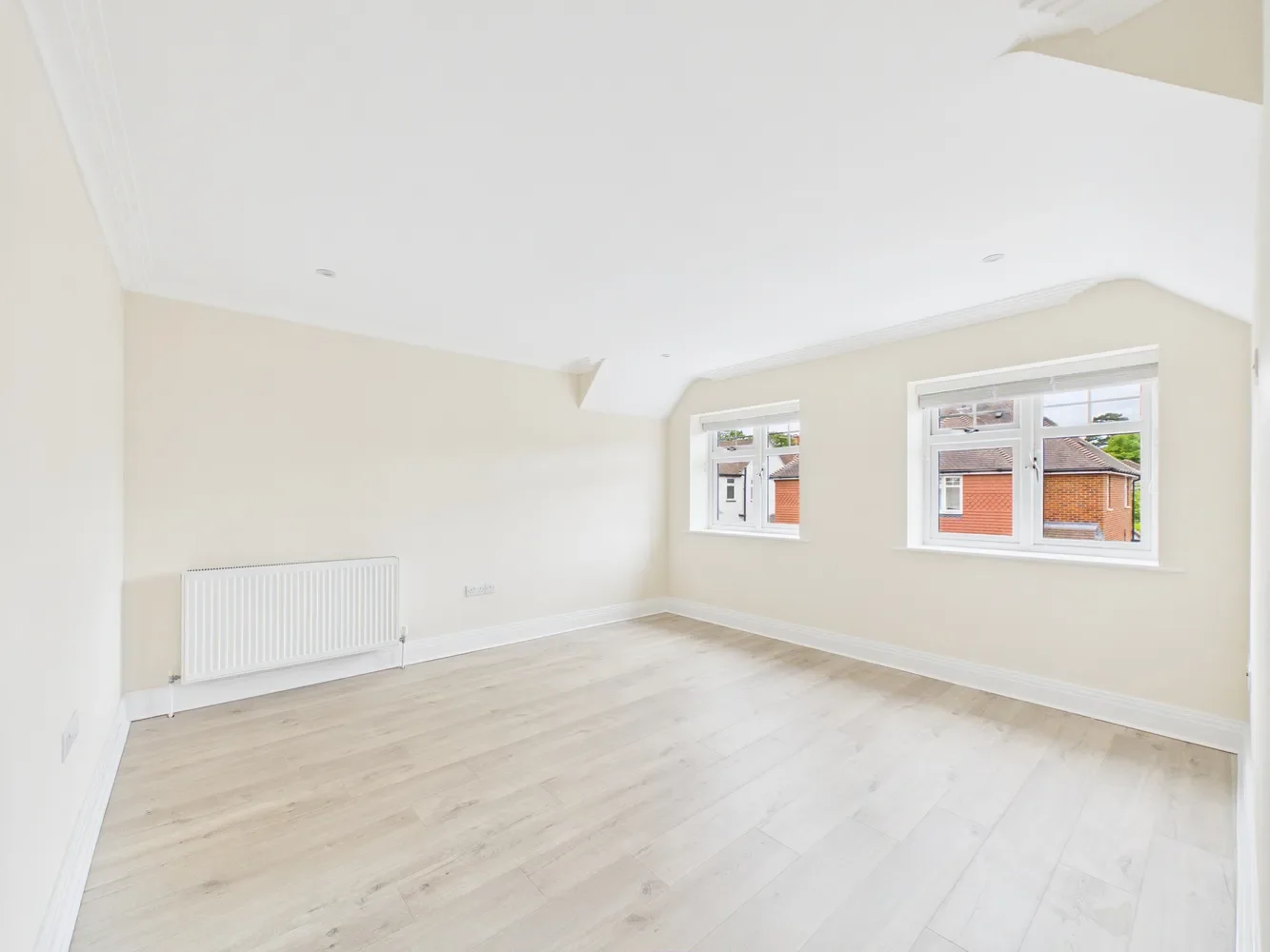 Flat Portlock Road in Maidenhead