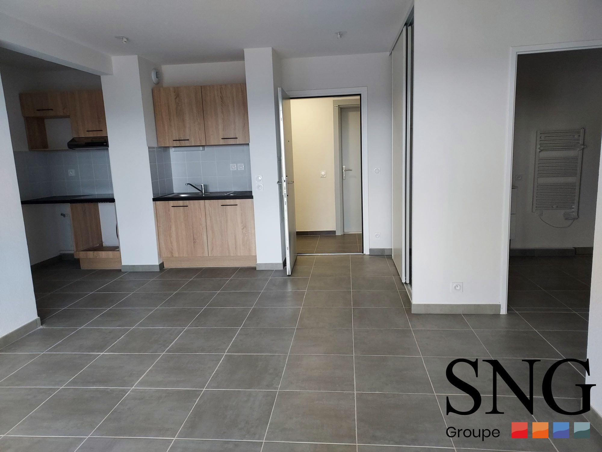 Flat Rue du Colonel Arnaud Beltrame in Orange