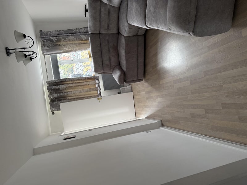 Room Holly Hall Road in Brierley Hill