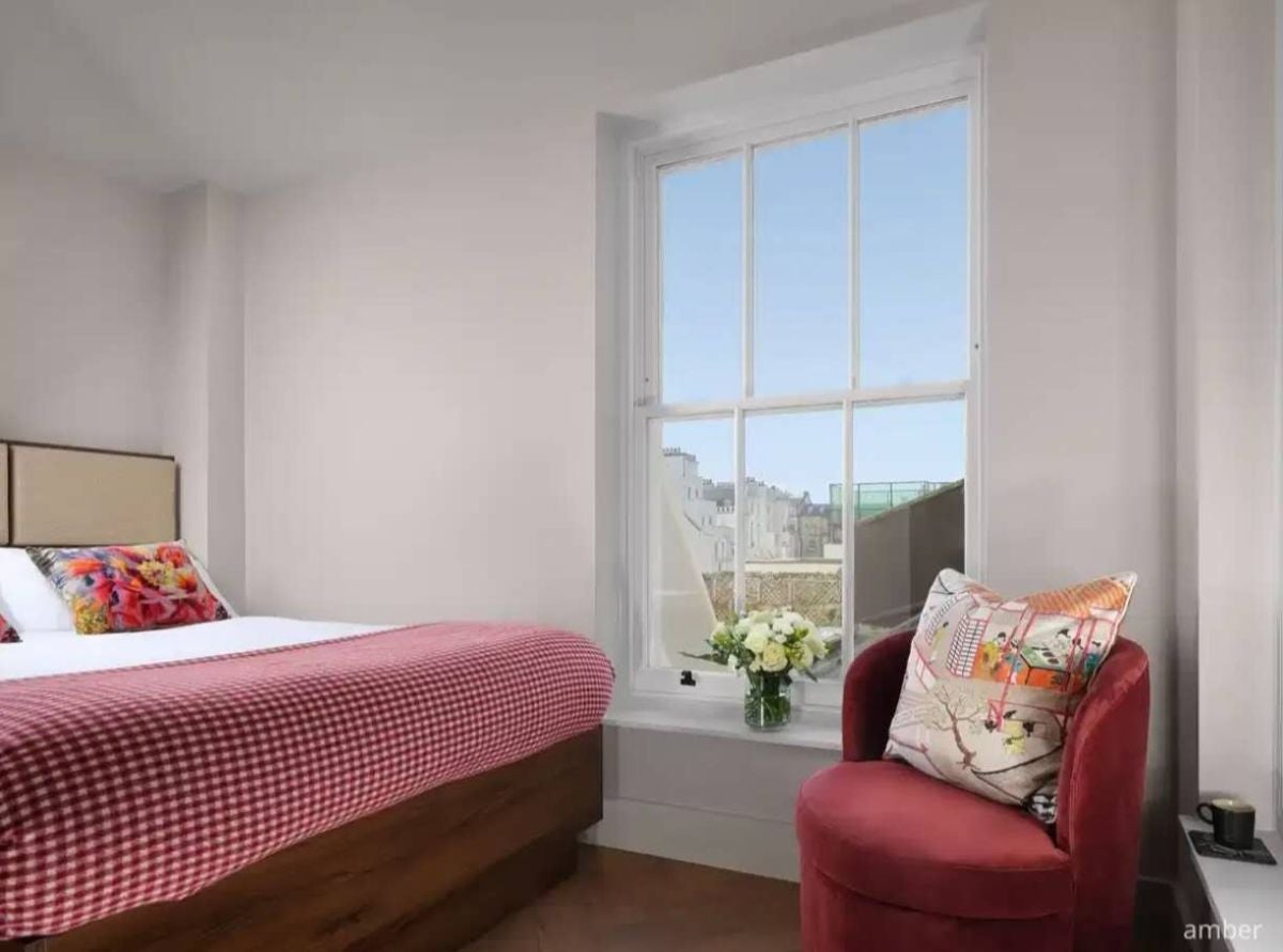Room Cromwell Road in Greater London