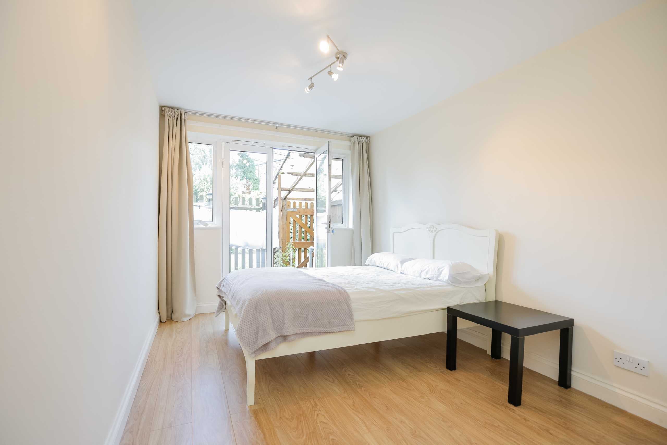 Flat Cubitt Street in Greater London