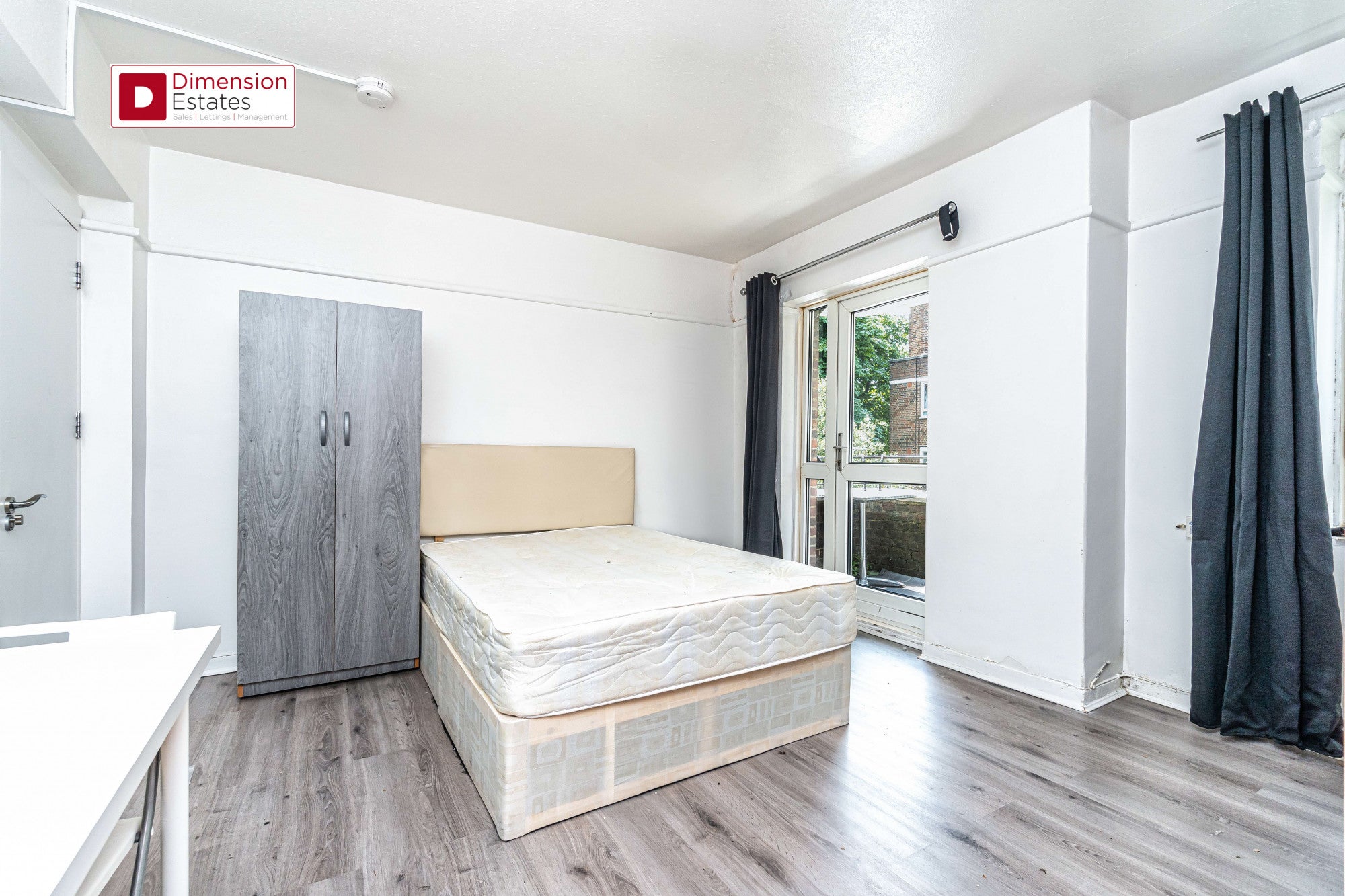 Flat Parkhill Road in Greater London