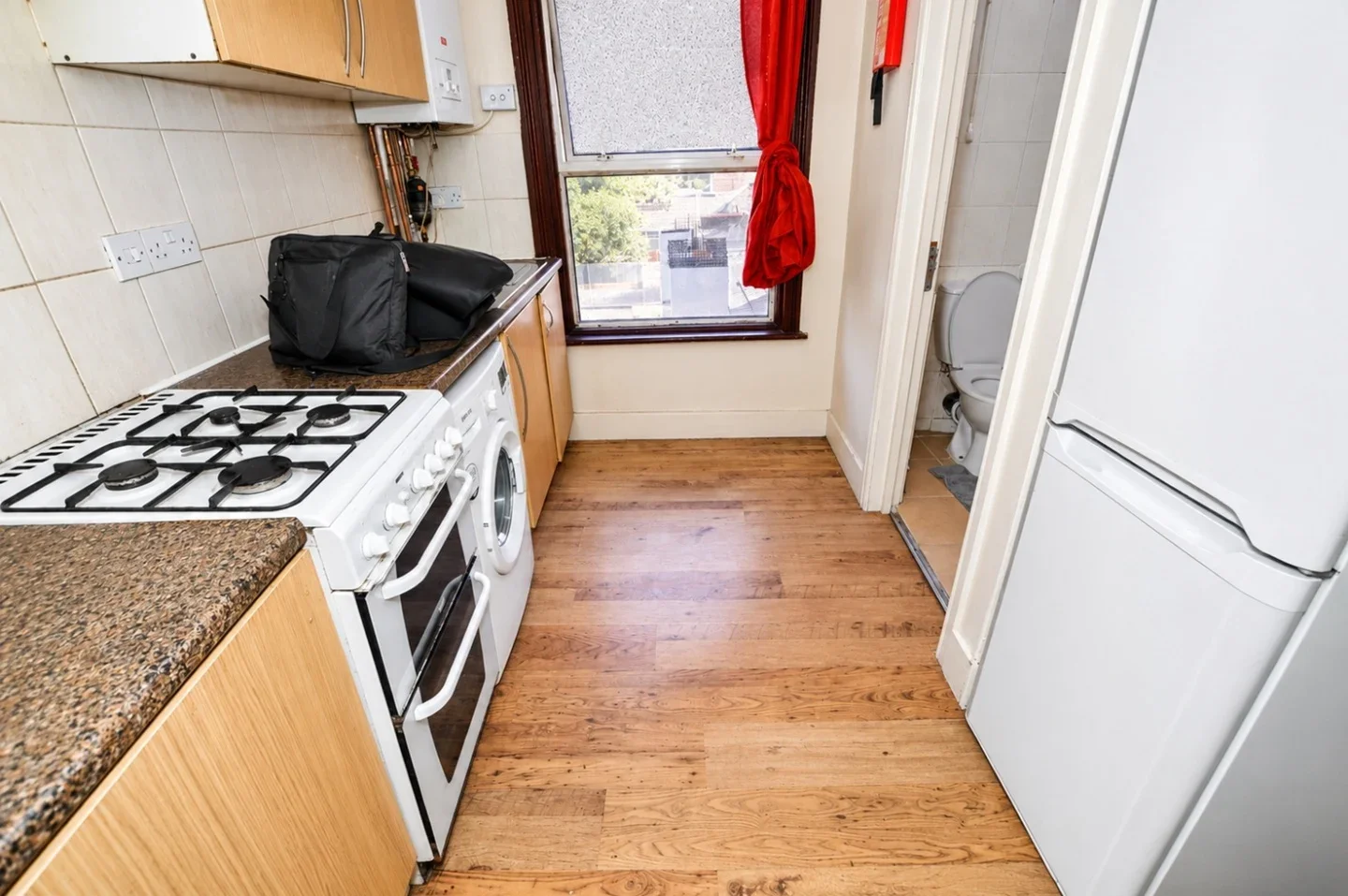 Flat Barking Road in Greater London