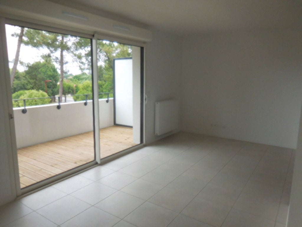 Appartement Route des Mazades à Lanquais