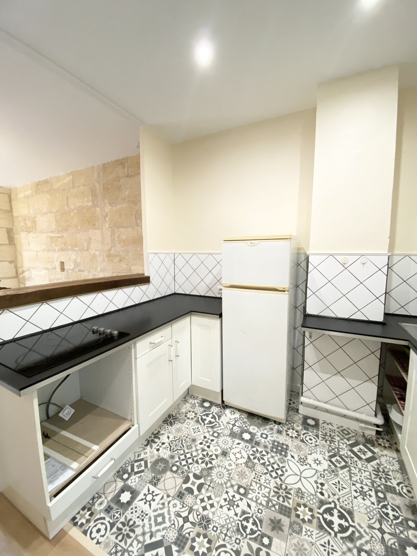 Flat Pont Jacques Chaban-Delmas in Bordeaux