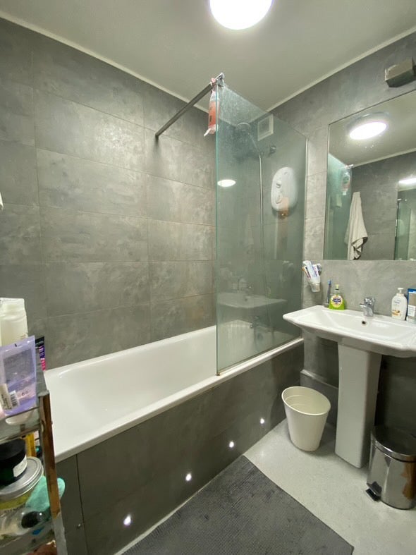 Room Charlotte Despard Avenue in Greater London