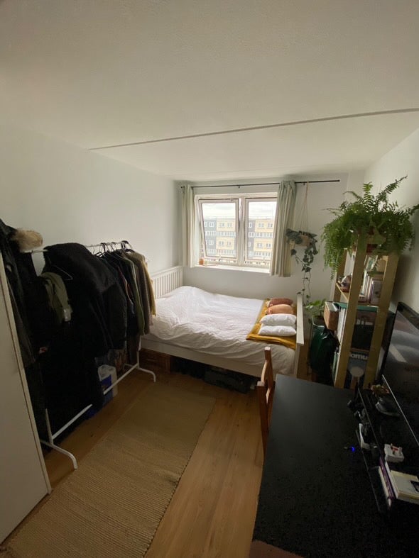 Room Charlotte Despard Avenue in Greater London