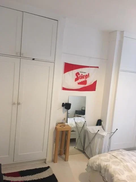 Room Compton Road in Greater London