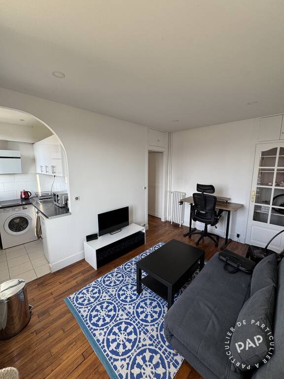 Flat Rue Jean-Jacques Rousseau in Issy-les-Moulineaux